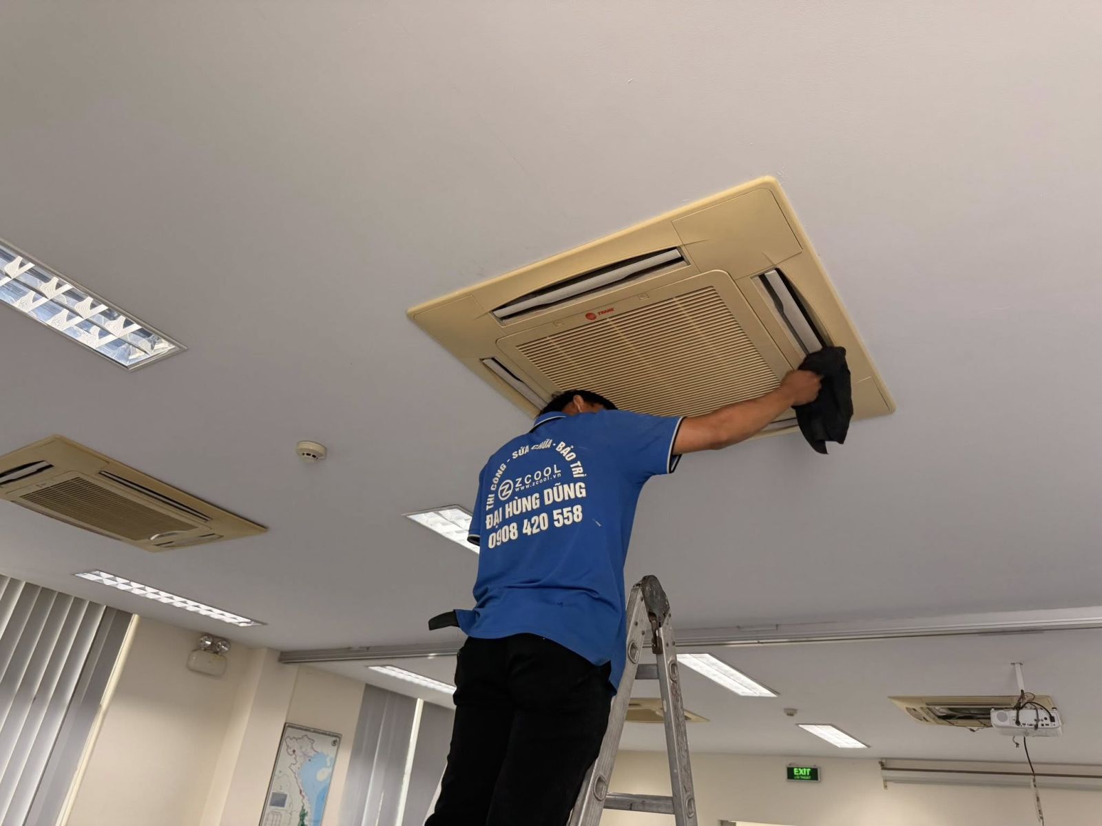 Thi Công Lắp Đặt Thanh Lý Máy Lạnh Âm Trần Giá Rẻ Chuyên Nghiệp Điện Lạnh Đại Hùng Dũng
