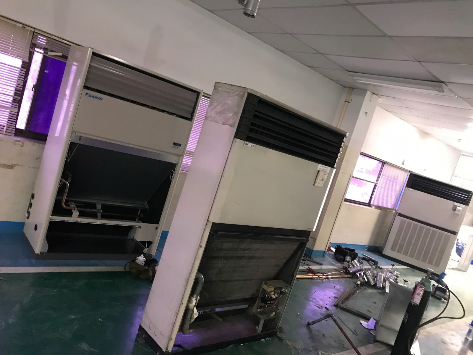 Thanh Lý Máy Lạnh Tủ Đứng Công Nghiệp Daikin Package Điện Lạnh Đại Hùng Dũng